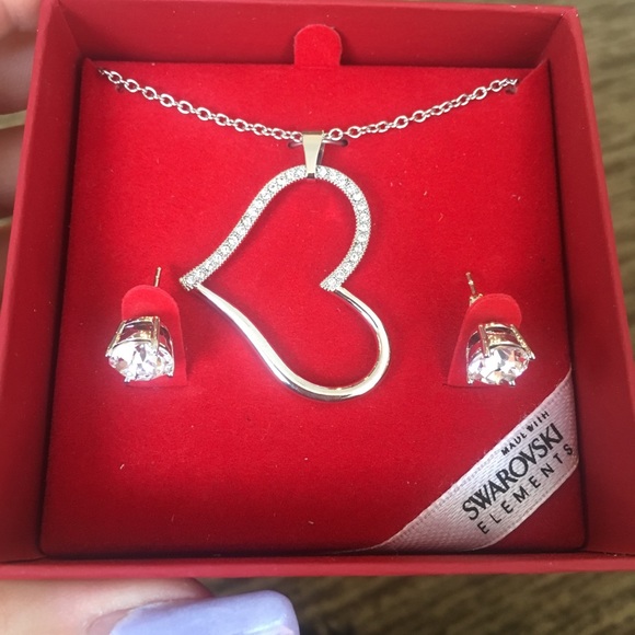 Swarovski Jewelry - Swarovski set